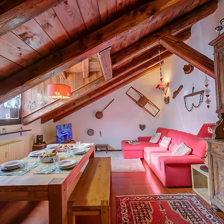 Apartment Le Meuble Between Center & Skiing - Happy Bardonecchia