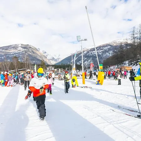 Апартаменты Le Meuble Between Center & Skiing - Happy Бардонеккия